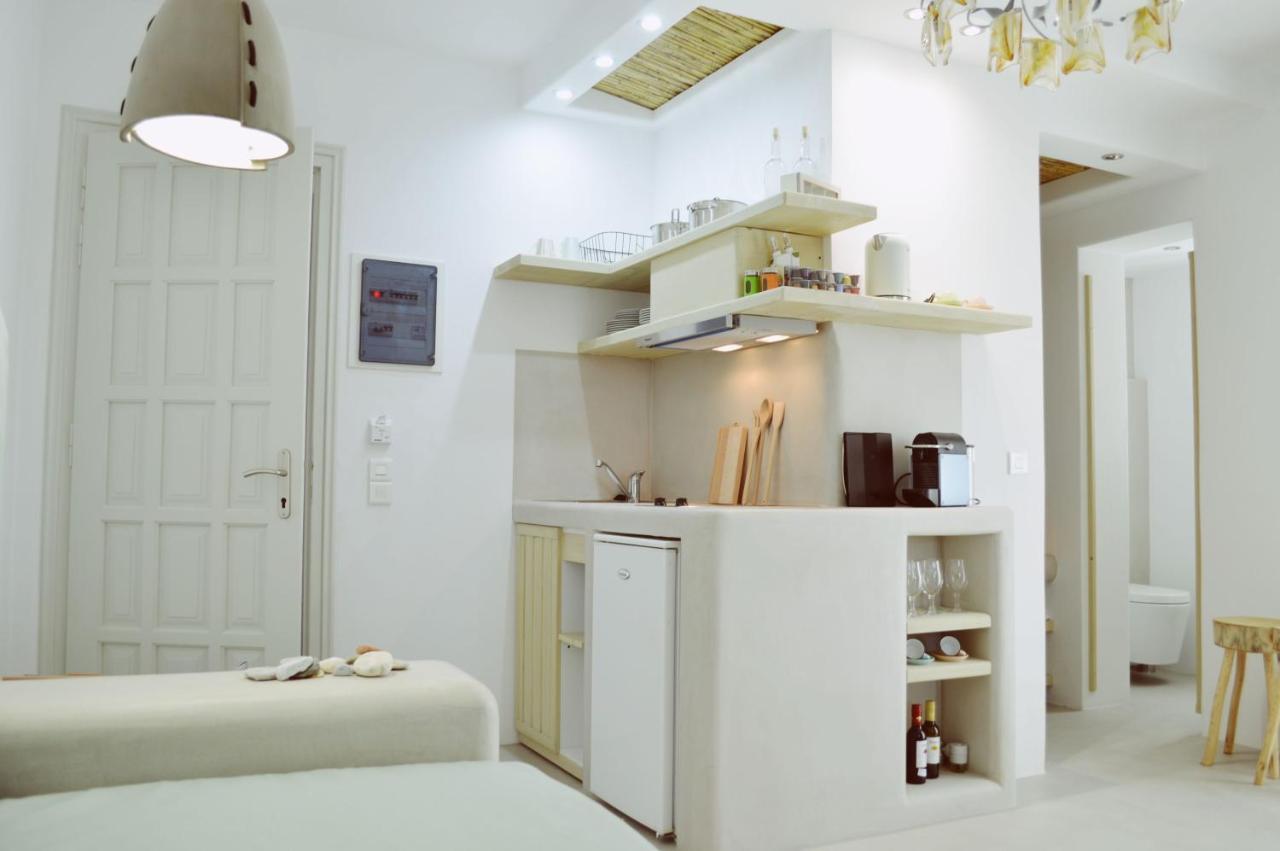 Blue Heart Luxury Suites Naxos City エクステリア 写真