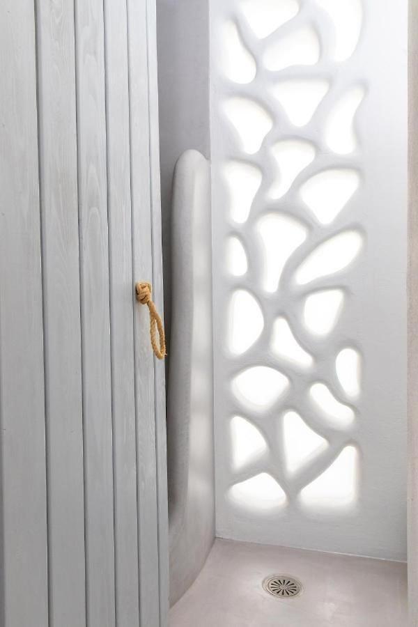 Blue Heart Luxury Suites Naxos City エクステリア 写真