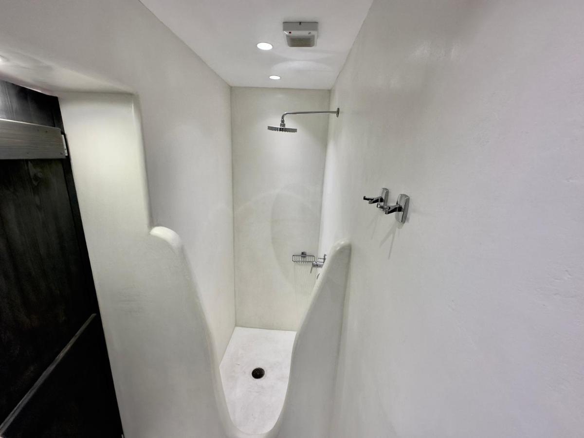 Blue Heart Luxury Suites Naxos City エクステリア 写真